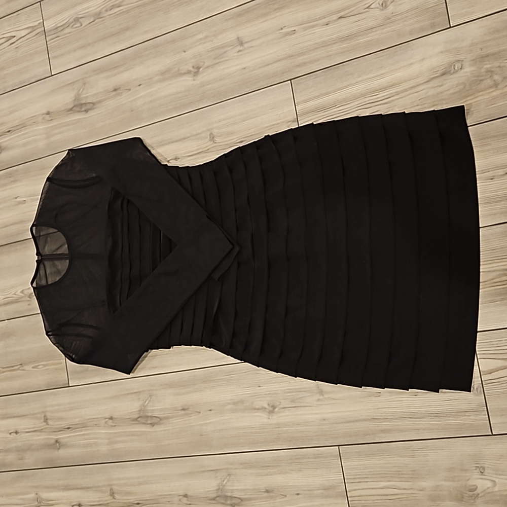 Vinge Ralph Lauren black pleated evening dress Size 10